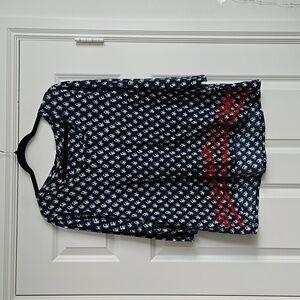 Lucky brand printed long sleeve tee with cute details